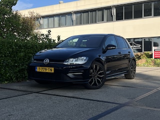 Volkswagen Golf 1.5 TSI Highline Business R | TREKHAAK | DEALER ONDERHOUDEN | R-LINE | DSG | 19651