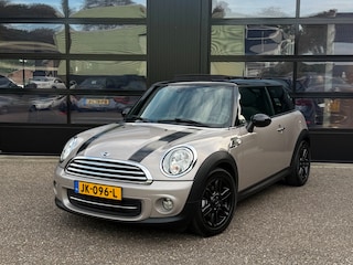 Mini Cooper 3-Deurs 1.6 Special Edition Pano Stoelverw. Clima
