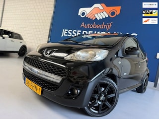 Peugeot 107 1.0-12V Millesim 200 automaat / bj.2011 / kleur: zwart/ 5 deurs / airco / sportvelgen / APK 07/2027 / NAP 199491 km.
