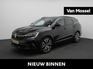 Renault Espace E-Tech full hybrid 200 iconic 7p. | Trekhaak | Adaptive Cruise Control | Blind Spot Warning | Climate Control | Elektrische Achterklep | Elektrisch Verstelbare Voorstoelen met Massagefunctie | Around View Camera | Stoel- Stuur- en Voorruitverwarming | Trekhaak |