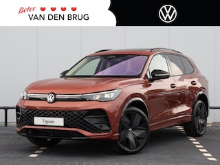 Volkswagen Tiguan Edition 20 1.5 eHybrid 204 PK | R-Line exterieur | 20" inch velgen | Navigatie | Panoramadak | Trekhaak |