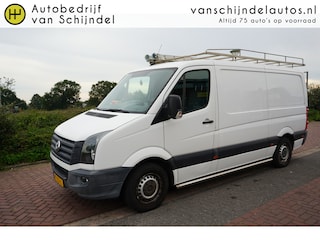 Volkswagen Crafter 35 2.0 TDI L2H1 ORIGINEEL NEDERLANDS NIEUWE APK + 4X PERF ALL SEASON BANDEN TREKHAAK CAMERA LUCHTGEVEERDE STOEL ECC AIRCO BLUETOOTH ELECTR.RAMEN-SPIEGELS ENZ...