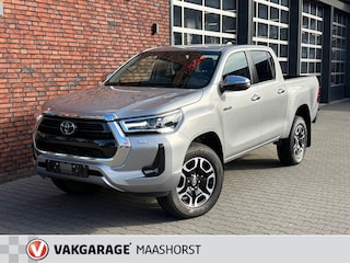 Toyota Hilux 2.8 D-4D Double Cab 4x4 Professional premium 3500Kg Trek. AchteruitrijCam./Adapt.Cruise/PDC/LED/DAB/Clima/AppConnect
