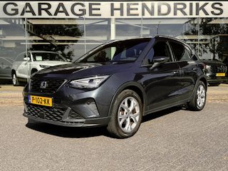 Seat Arona 1.5 TSI EVO FR Business Intense Plus | Trekhaak | Stoelverwarming | LM 17 inch | Full Led | Camera |