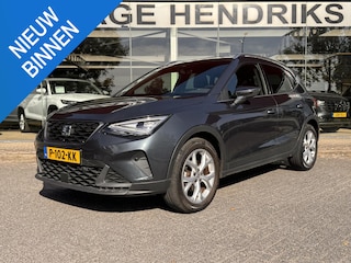Seat Arona 1.5 TSI EVO FR Business Intense Plus | Trekhaak | Stoelverwarming | LM 17 inch | Full Led | Camera |