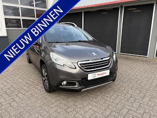 Peugeot 2008 1.2 PureTech Urban Cross