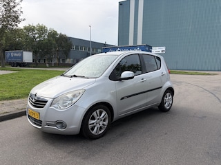 Opel Agila 1.0i Edition 68 PK. Zuinige en zeer betrouwbare auto van de tweede eigenaar !!!