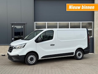 Renault Trafic 2.0D 150pk  L1H1 - apple/android auto - camera - All season
