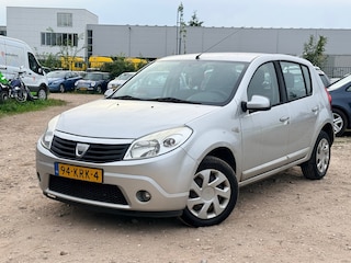 Dacia Sandero 1.2 Lauréate/ INRUILKOOPJE