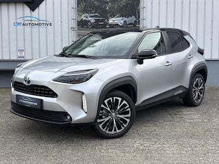 Toyota Yaris Cross 1.5 Hybrid Executive Bi-Tone | Pano | JBL | HUD | Elektr. klep