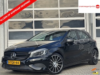 Mercedes-Benz A-klasse 180 | NL-AUTO! | NAVI | SPORTSTOELEN!