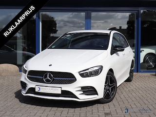 Mercedes-Benz B-klasse 250 e AMG | Advanced Plus | Night Pakket | Aut. Airco | Ambiente | Apple Car Play/Android Auto | MBUX | Camera | Park Assist | Trekhaak Uitklpb. | Distronic Voorbereiding |