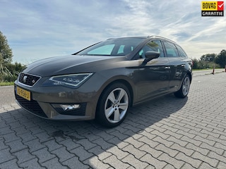 Seat Leon ST 1.4 EcoTSI FR Connect, Carplay, Led, Elektrische half lederen stoelen, Camera, Cruisecontrol