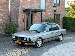 BMW 5-serie E28 525e Automaat Edition Shadowline