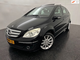 Mercedes-Benz B-klasse 200 Aut Trekhaak/Pano/Leder