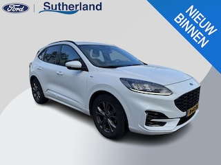 Ford Kuga 1.5 EcoBoost ST-Line 150pk | Trekhaak Wegklapbaar | Winter Pack | Navigatie | 1.800kg Trekgewicht | Elek. Achterklep