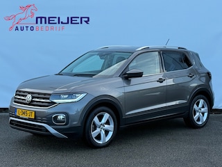 Volkswagen T-Cross 1.0 TSI Style Business Adaptive Cruise | Sportvelgen | Stoelverwarming | Clima | Camera | Trekhaak !!