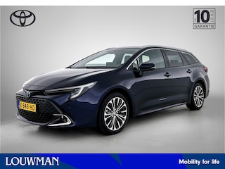 Toyota Corolla Touring Sports 1.8 Hybrid First Edition | Dealer onderhouden | Elektrische achterklep | Parkeersensoren voor+achter | Stoelverwarming | Draadloze telefoonlader | Navigatie | Apple CarPlay/Android Auto | Cruise Control Adaptive |