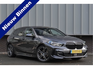 BMW 118i Aut. M-Sport | Trekhaak | HiFi | Camera | Virtual | Sfeer | NL Auto |