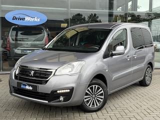 Peugeot Partner 1.2 PureTech Active Interesse in een bezichtiging of proefrit, bel of app met 06-24282842 / 06-42130156