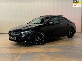 Mercedes-Benz A-klasse 180 AMG Line | FACELIFT | NAP | PANO | NIGHT | AMBIANCE