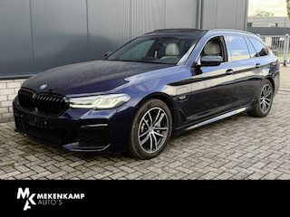 BMW 5-serie Touring 530e High Executive M-Sport 18"/Panoramadak/Leder + memory/Stoelverwarming/Dodehoek/Keyless/Elektrische klep/Apple Carplay & Android Auto