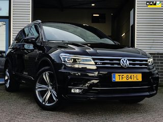Volkswagen Tiguan 1.4 TSI 4Motion Highline Business R|Pano|ACC|Trekhaak|PDC|Navi|ECC