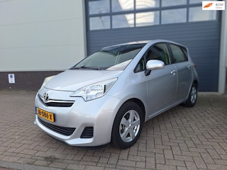 Toyota Verso-S | 1.3 VVT-i Aspiration | Airco | Automaat | Camera | Bluetooth |
