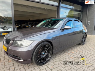 BMW 318i Business Line / apk 10-2027