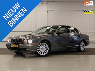 Jaguar XJ 4.2 V8 Sovereign Laatste 13 jaar 1 eigenaar Zeer Mooi! Super onderhouden