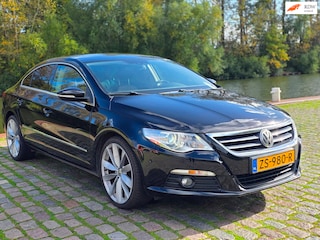 Volkswagen CC 2.0 TSI 4p. Automaat 1e eigenaar leerbekeleding stoelverkoeling open dak trekhaak cruis control
