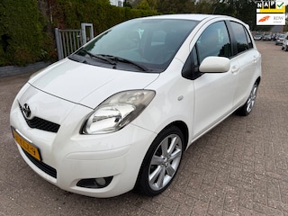 Toyota Yaris 1.3 VVTi 5-DRS Dynamic AIRCO LEDER STOELVERW LMV NAP