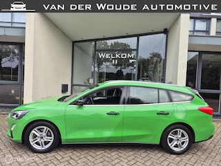 Ford Focus Wagon 1.0 EcoBoost Trend Edition Navi|T.haak|LED