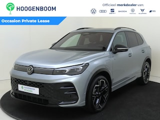 Volkswagen Tiguan 1.5 eHybrid R-Line Edition | SoH 99% | Panoramadak | Trekhaak | Lederen bekleding met ventilatie ‘Varenna’ | Adaptieve demping | Head-up display | Harman/Kardon | Stoel- en stuurwielverwarming | Sfeerverlichting |