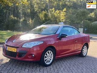 Renault Mégane Coupé-Cabriolet 1.6 Expression/HARDTOP/AIRCO/CRUISE/NAVI/PANO/TREKHAAK