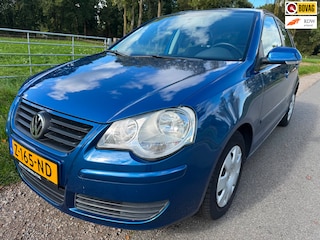 Volkswagen Polo 1.4-16V Trendline top onderhouden|CarPlay/Android|airco