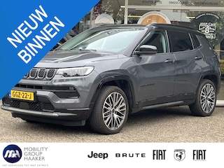 Jeep Compass 4xe 240 Plug-in Hybrid Electric Summit | Adaptive cruise control | Apple/Android | Keyless entry/start