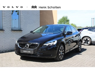 Volvo V40 T3 Automaat Dynamic Edition | Autonomous emergency braking | Cruise control | Electronic climate control | 17" lichtmetalen velgen | Voorstoelen verwarmd | Regensensor | Schakelpaddles | DAB ontvanger |