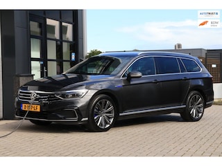 Volkswagen Passat Variant 1.4 TSI GTE | PANO | DCC | LED | MASSAGE | VOL OPTIES!