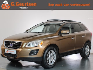 Volvo XC60 3.0 T6 AWD Momentum Panoramadak, Trekhaak, Cruise Control, Apple Carplay