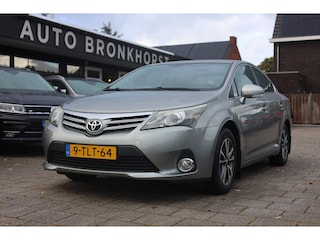 Toyota Avensis 1.6 VVTi BUSINESS | CAMERA | NAVI | TREKHAAK