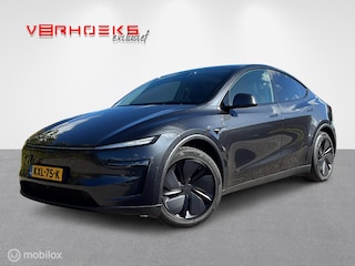 Tesla Model Y Premium RWD / 9839km!! / BTW!!