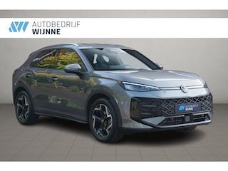Volkswagen T-Roc 1.5 eTSi 150pk DSG R-Line - Adaptive cruise - Apple CarPlay - Achteruitrijcamera - Keyless entry - Stoelverwarming - Elektrische achterklep - Dodehoekdetectie - Parkeersensoren