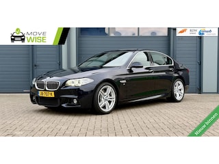 BMW 5-serie F10 520i 184pk High Executive | M SPORT | Automaat | Pano | Comfortstoelen | Dealeronderhouden | Carbonschwarz |