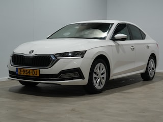 Skoda Octavia 1.0 115pk e-TSI Business Edition Plus Navigatie Climatronic Adaptive Cruise Control 284