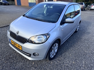 Skoda Citigo 1.0 60pk Greentech 5D Elegance Airco | Navigatie | NAP | Lichtmetaal |  Stoelverwarming