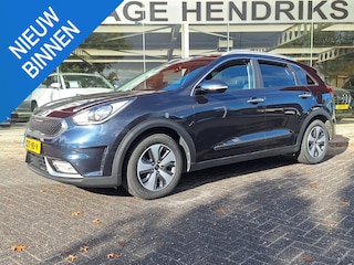 Kia Niro 1.6 GDi DynamicLine | Trekhaak 1300kg | Dealer Onderhouden | Lage km-stand | Adaptive CC | Camera | Climate | Navi |