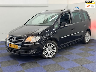 Volkswagen Touran 1.4 TSI Highline Business / DEALER ONDERHOUDEN / LEDER INTR / NETTE AUTO
