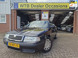Skoda Octavia 1.6 Drive, Trekhaak, Airco,
