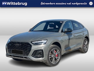 Audi Q5 55 TFSI e S edition Competition / Matrix verlichting / Zwenkbare trekhaak / Zwart optiek / 19'' LMV trans